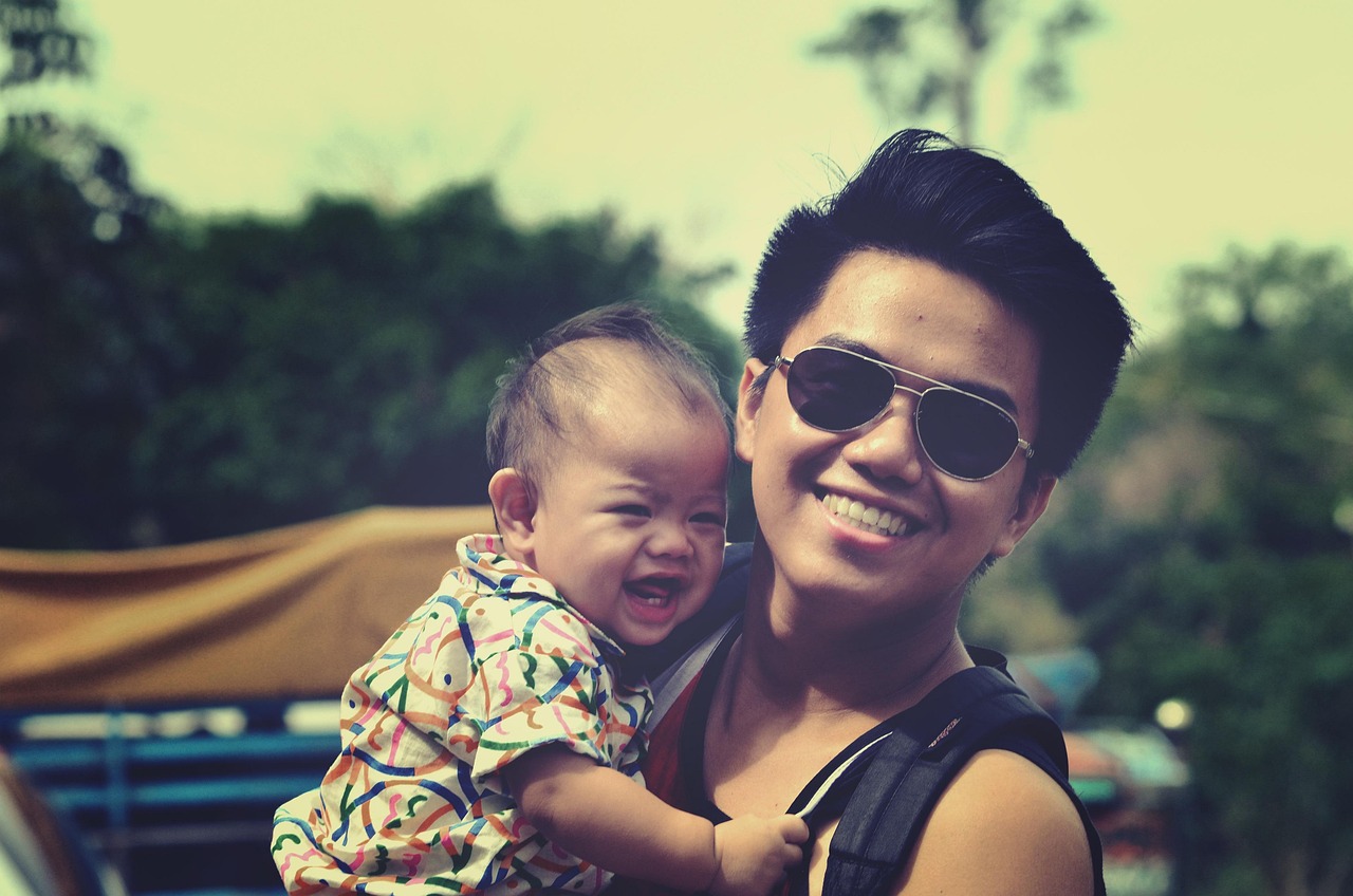 大頭兒子與小頭爸爸，共享成長(zhǎng)的快樂新篇章